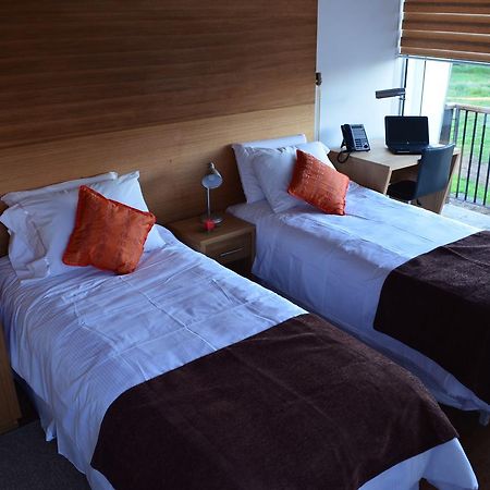 Ruta Hotel Alto La Cruz Los Angeles  Ngoại thất bức ảnh